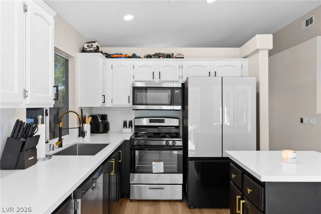 2415 Worchester, Henderson, NV 89074