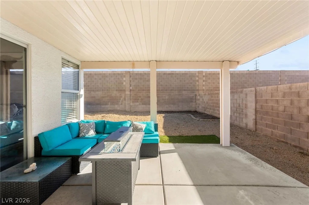 2415 Worchester, Henderson, NV 89074