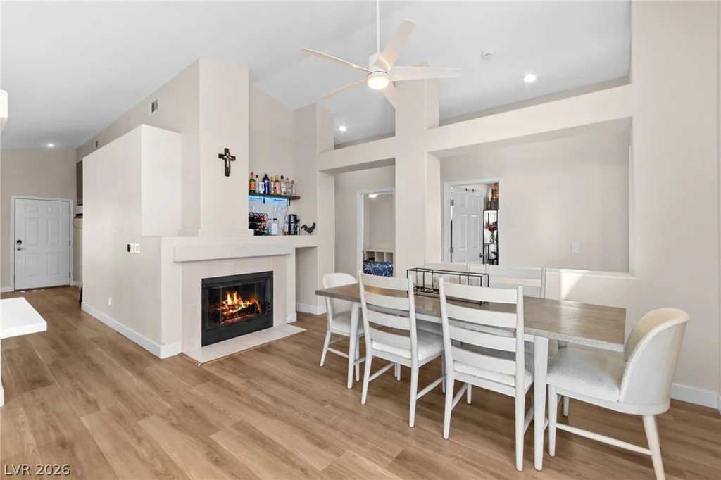2415 Worchester, Henderson, NV 89074