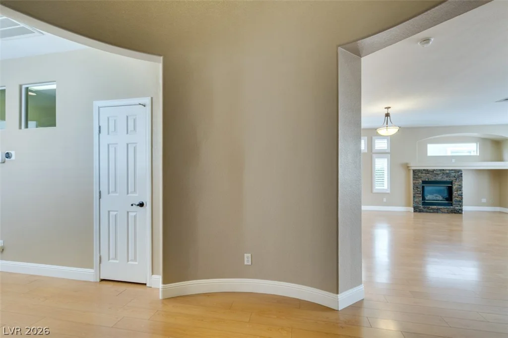 3337 Chesterbrook, Las Vegas, NV 89135