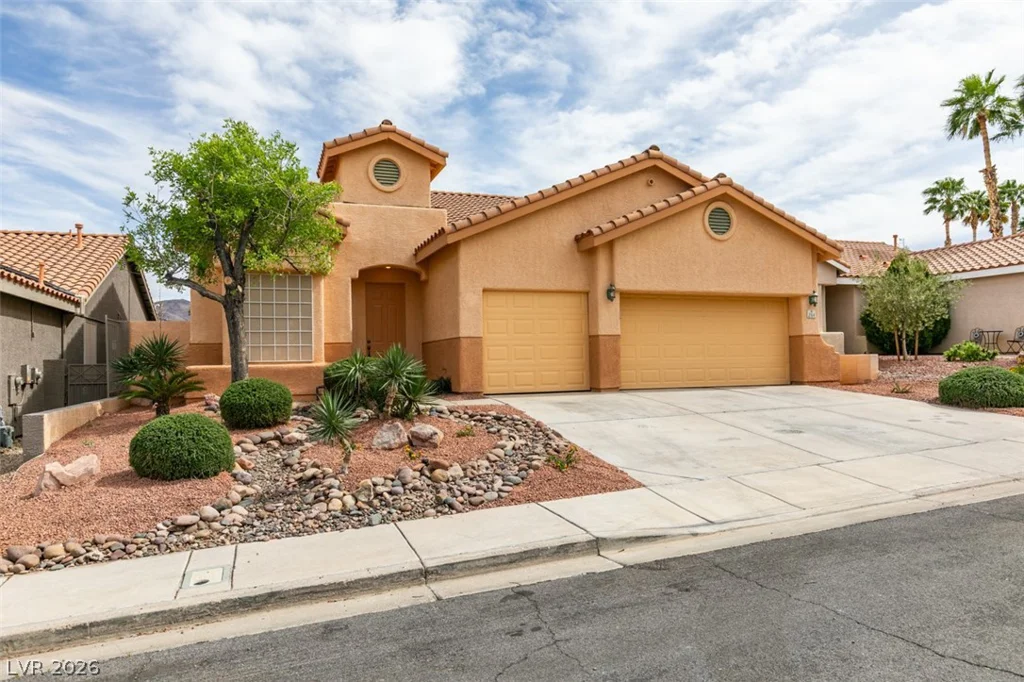 284 Windsong Echo, Henderson, NV 89012