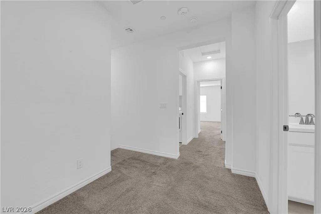 600 Carriage Hill, Las Vegas, NV 89138