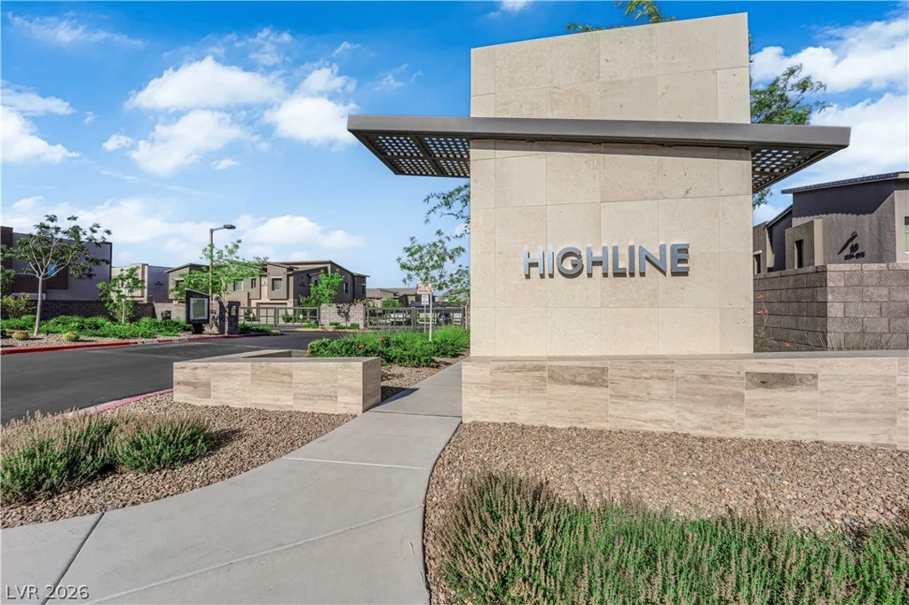 600 Carriage Hill, Las Vegas, NV 89138