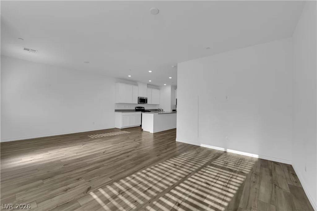 600 Carriage Hill, Las Vegas, NV 89138