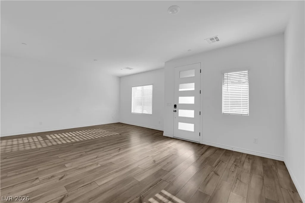 600 Carriage Hill, Las Vegas, NV 89138