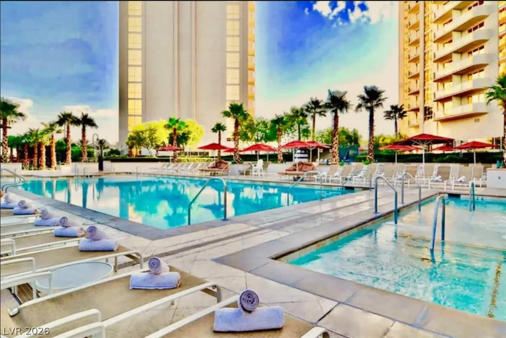 125 Harmon, Las Vegas, NV 89109