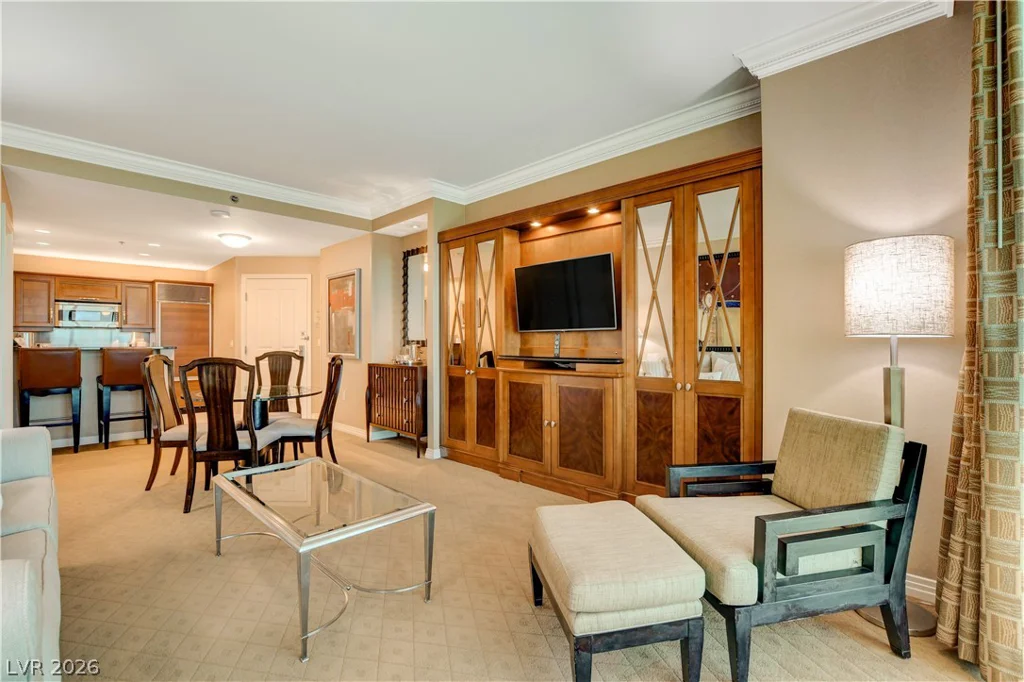 125 Harmon, Las Vegas, NV 89109