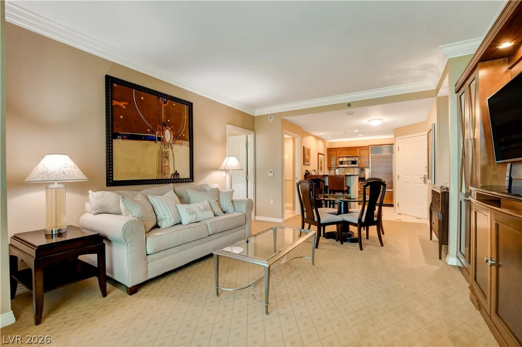 125 Harmon, Las Vegas, NV 89109