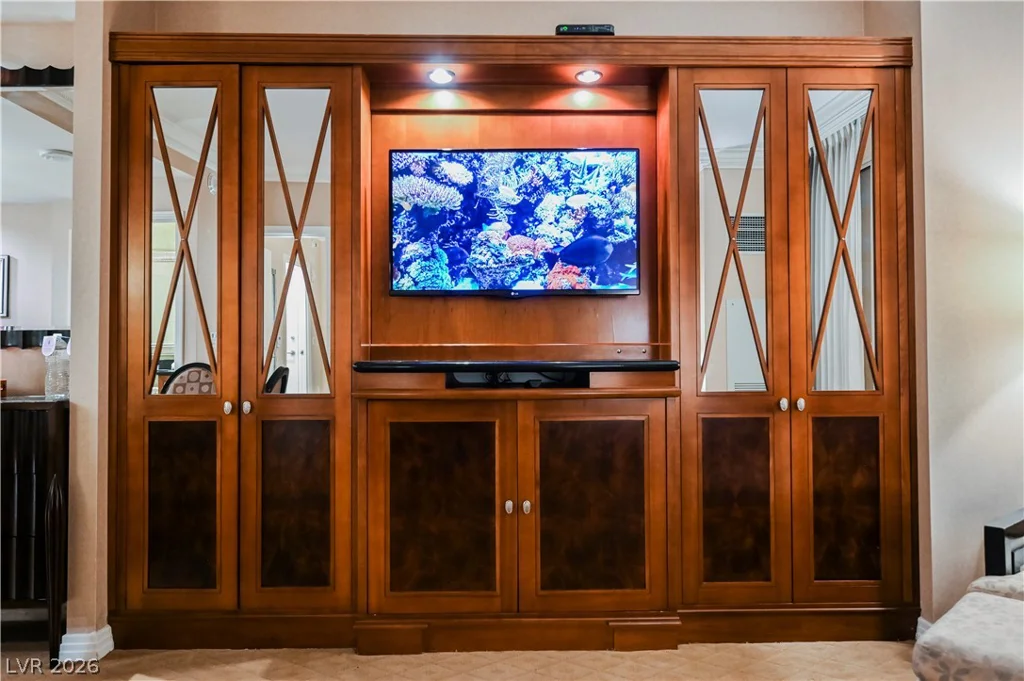 125 Harmon, Las Vegas, NV 89109