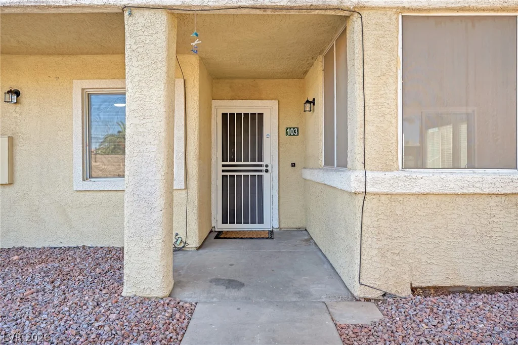 4201 Blarney, Las Vegas, NV 89110