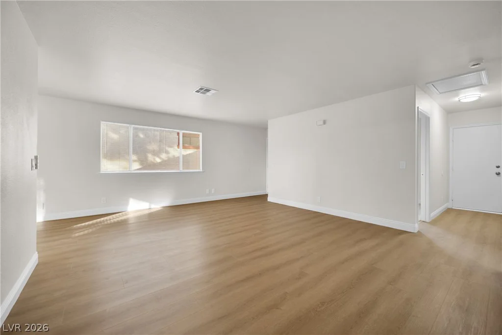 546 Grimsby, Henderson, NV 89014