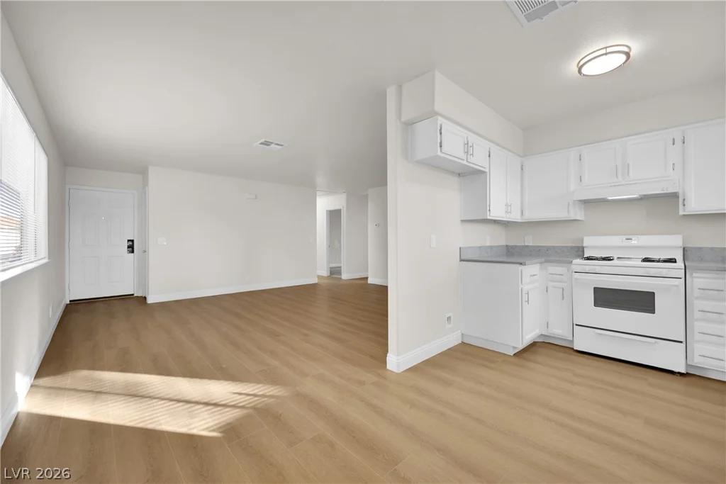 546 Grimsby, Henderson, NV 89014