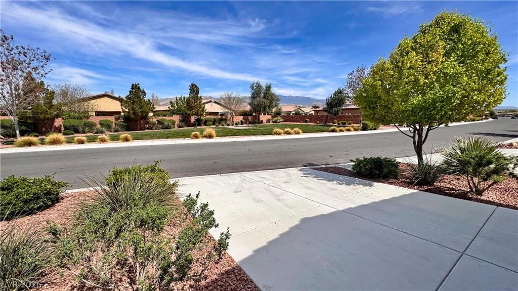 5245 La Campana, Pahrump, NV 89061