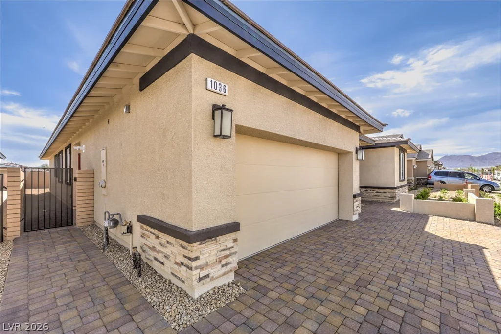 1036 FOX FALCON, Henderson, NV 89011