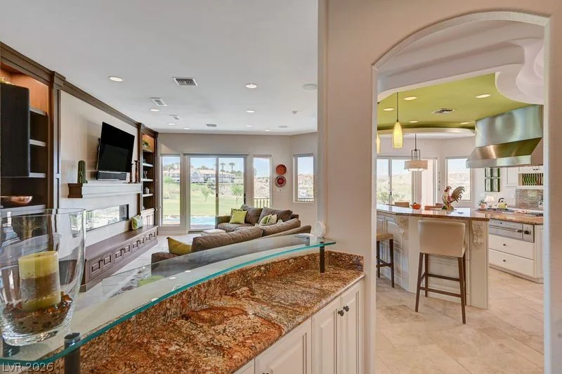2 Camino Barcelona, Henderson, NV 89011