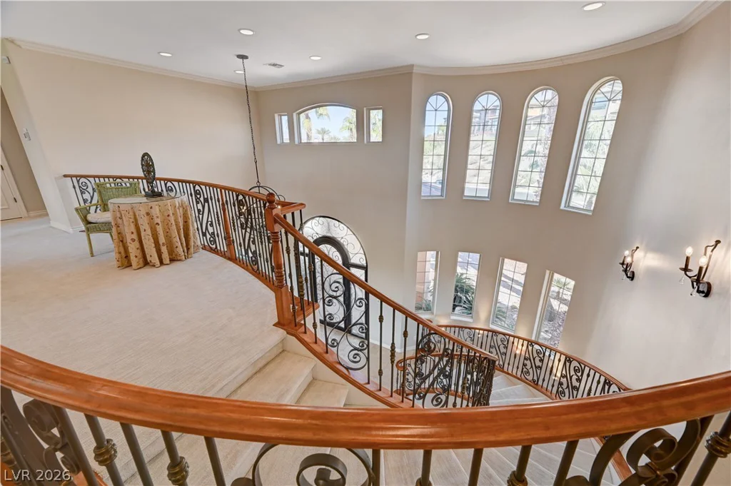 2 Camino Barcelona, Henderson, NV 89011