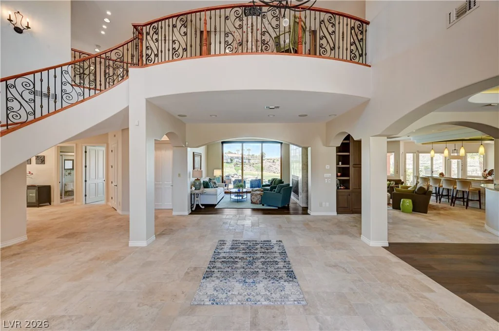 2 Camino Barcelona, Henderson, NV 89011
