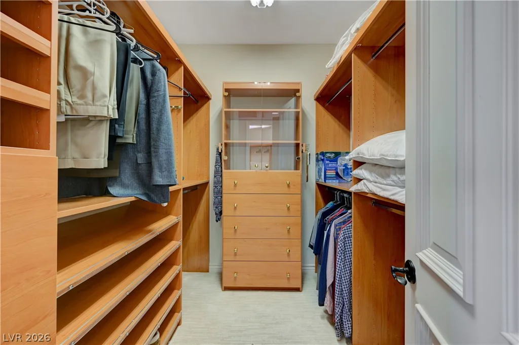 2 Camino Barcelona, Henderson, NV 89011