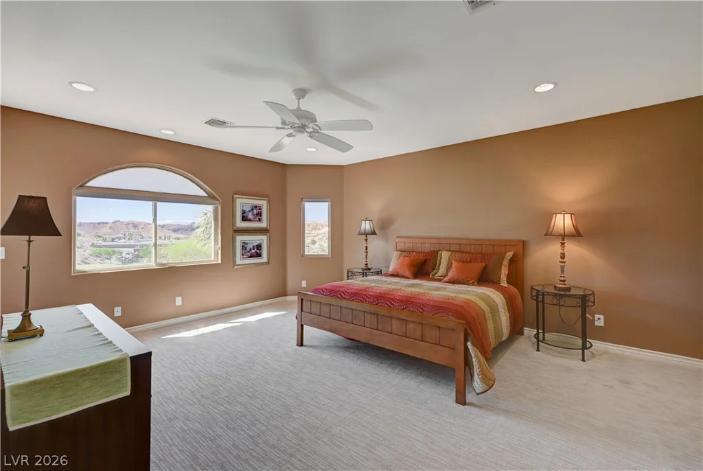 2 Camino Barcelona, Henderson, NV 89011