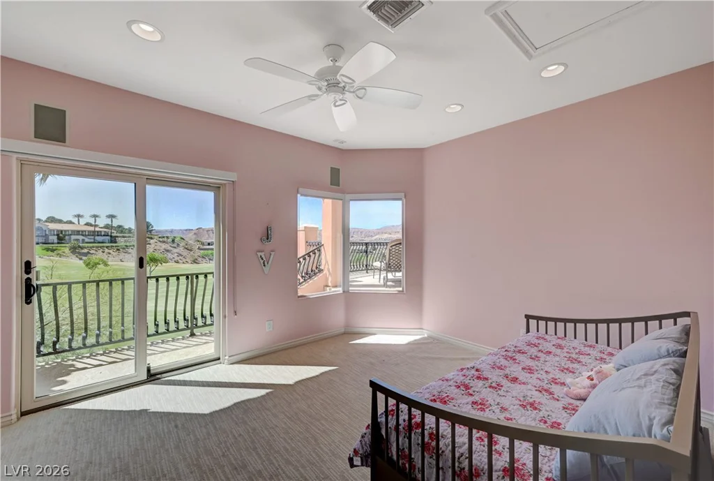 2 Camino Barcelona, Henderson, NV 89011