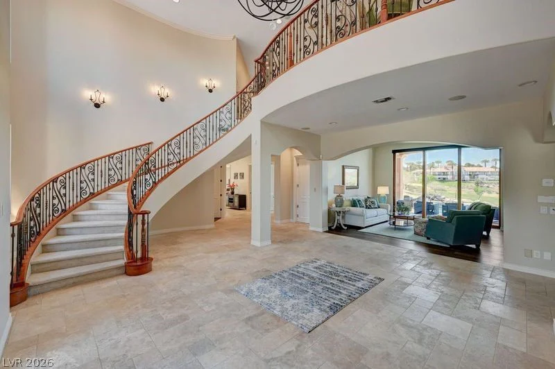 2 Camino Barcelona, Henderson, NV 89011