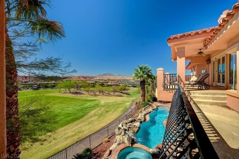 2 Camino Barcelona, Henderson, NV 89011