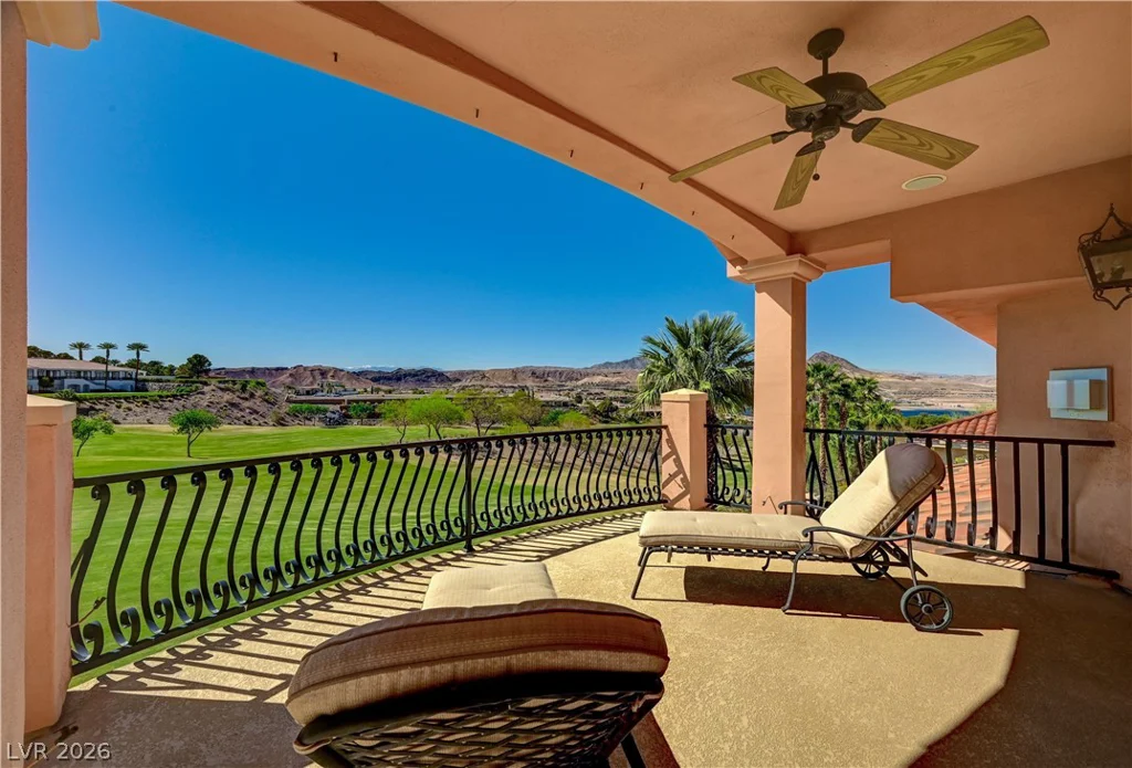 2 Camino Barcelona, Henderson, NV 89011