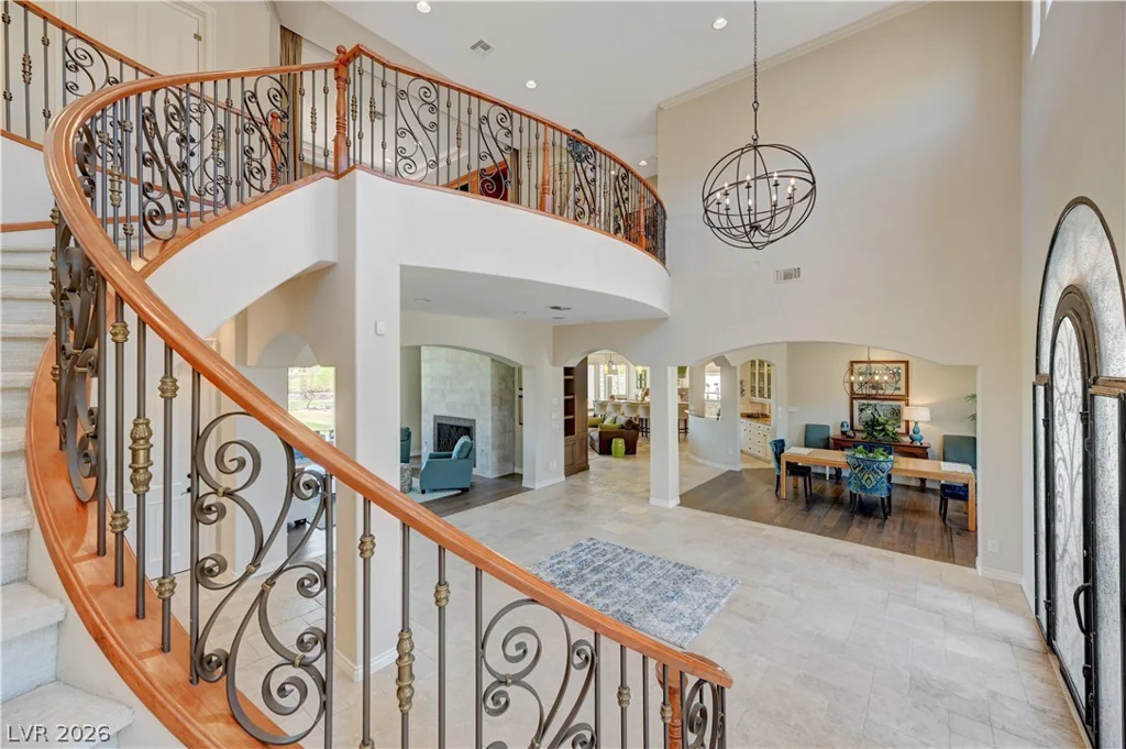 2 Camino Barcelona, Henderson, NV 89011