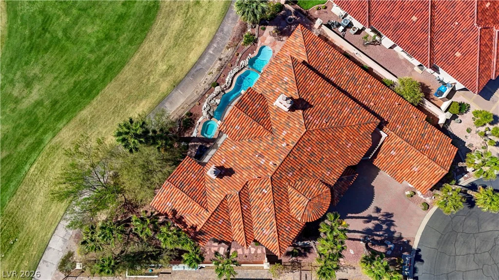 2 Camino Barcelona, Henderson, NV 89011