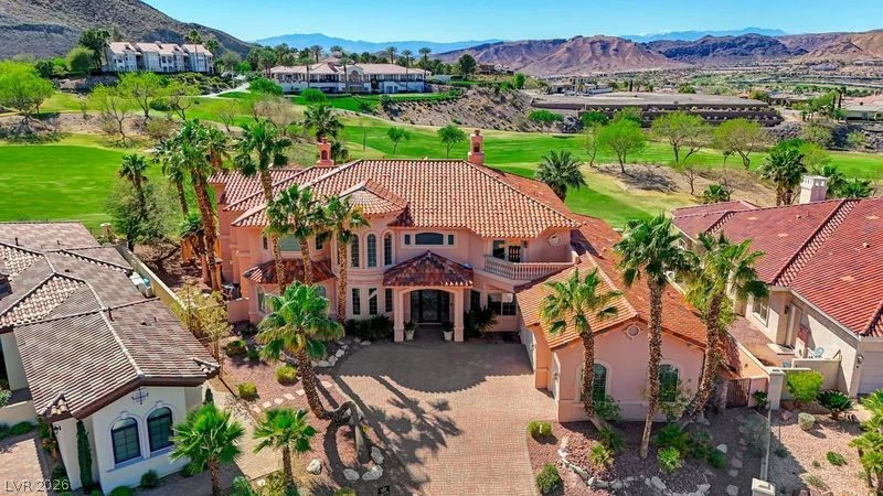 2 Camino Barcelona, Henderson, NV 89011