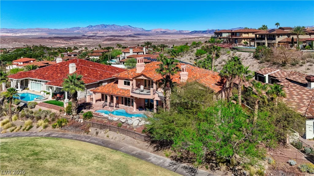 2 Camino Barcelona, Henderson, NV 89011