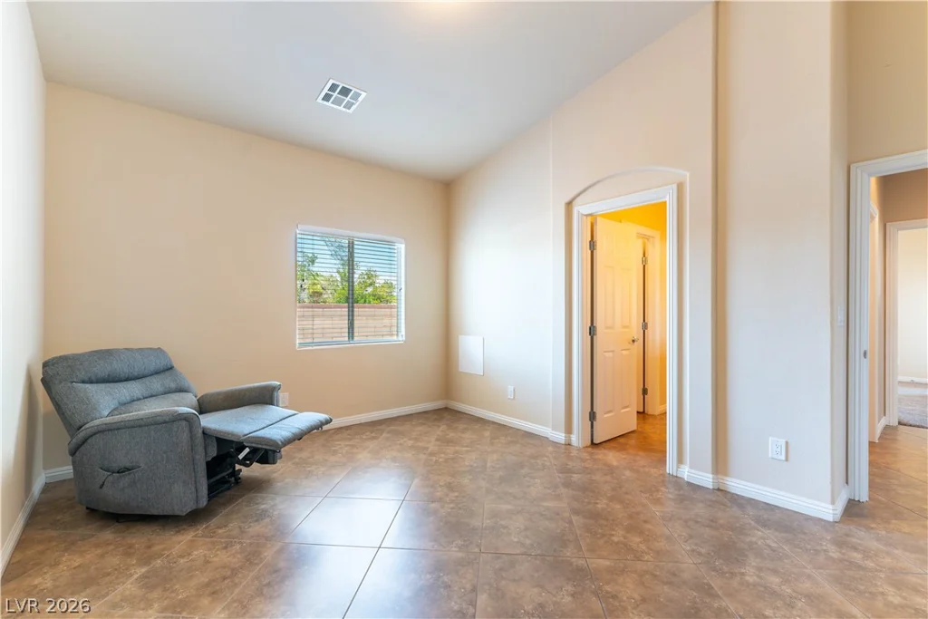 1982 Zicker, Las Vegas, NV 89123