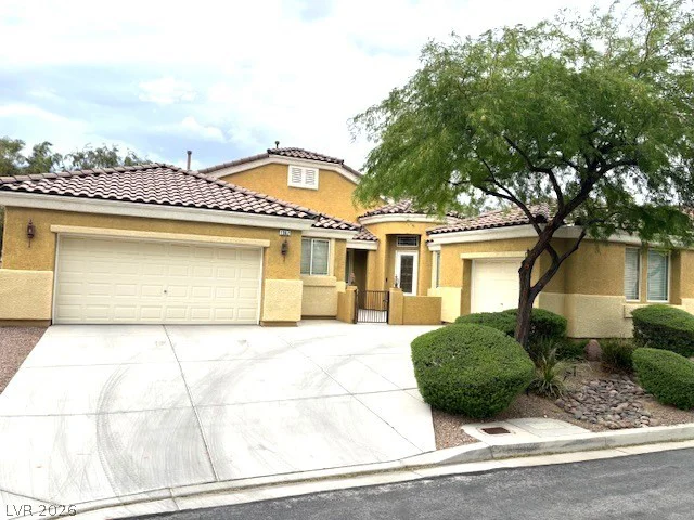 1982 Zicker, Las Vegas, NV 89123