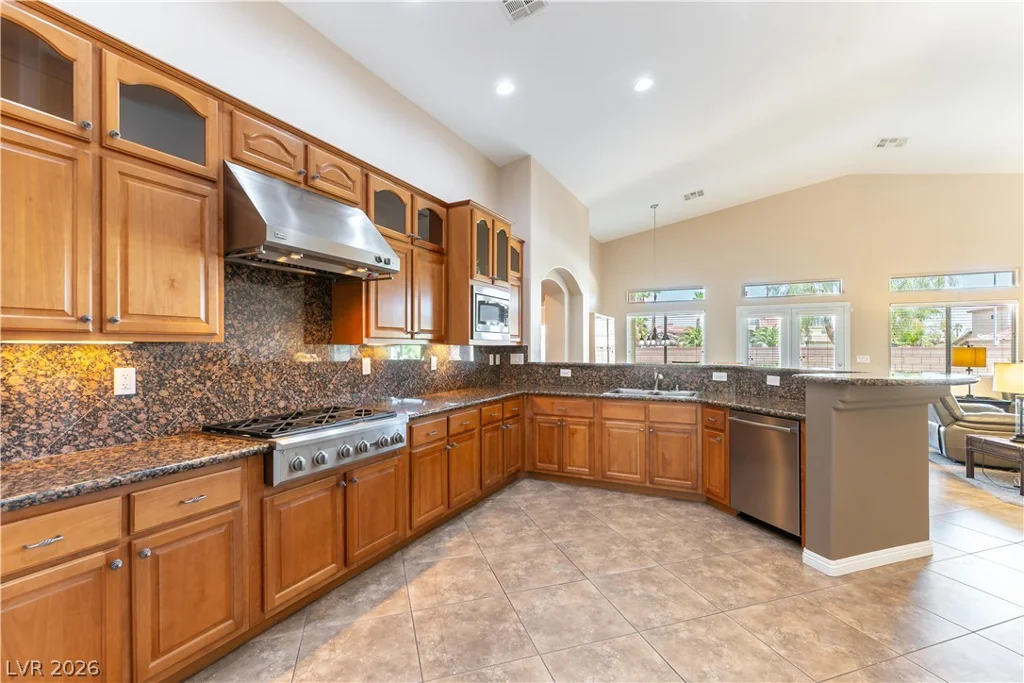 1982 Zicker, Las Vegas, NV 89123