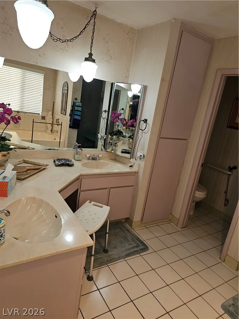 2940 Picasso, Las Vegas, NV 89121