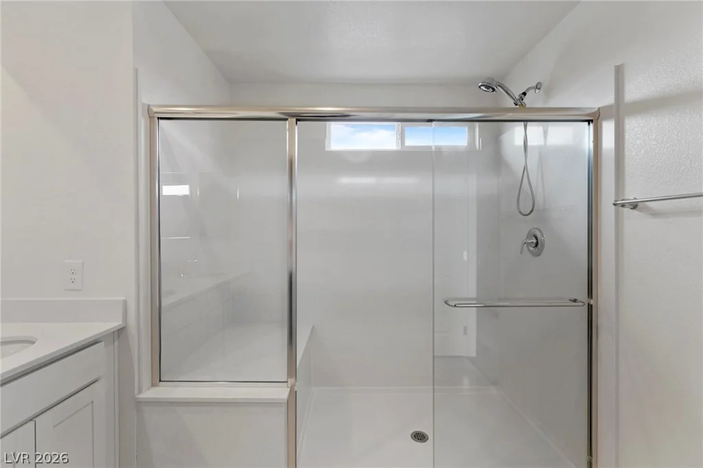 10183 Glowing Amber, Las Vegas, NV 89141