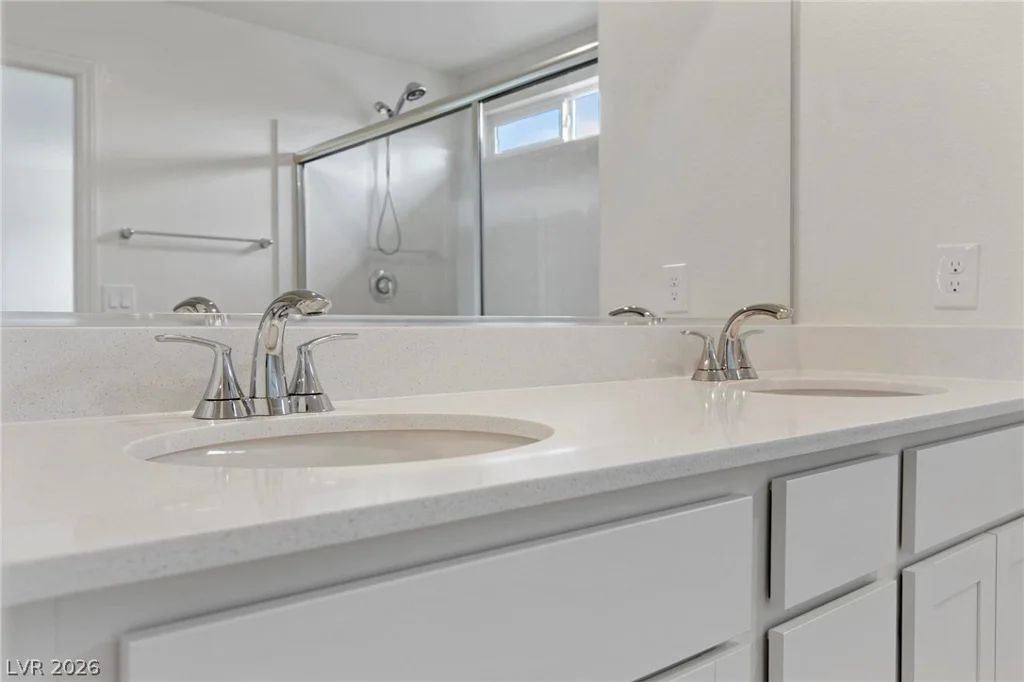 10183 Glowing Amber, Las Vegas, NV 89141
