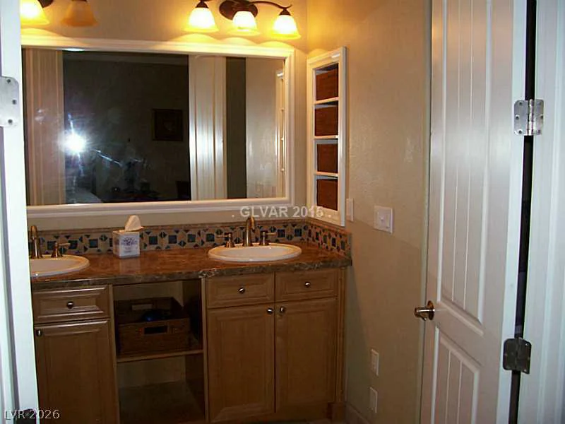 20 Via Vasari, Henderson, NV 89011