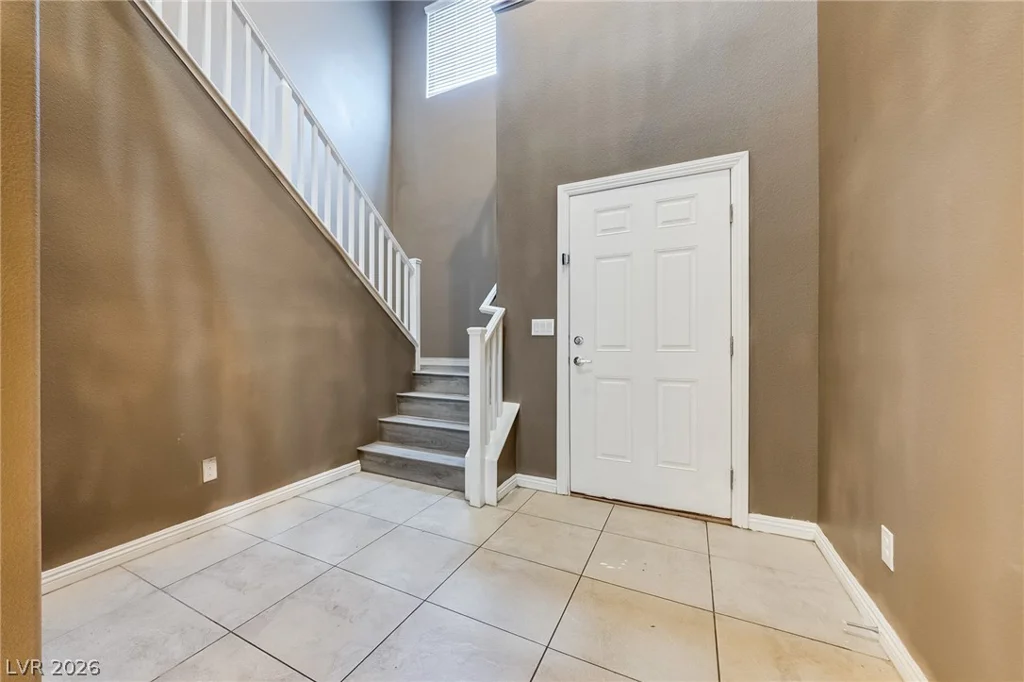 8113 Crushed Velvet, Las Vegas, NV 89166
