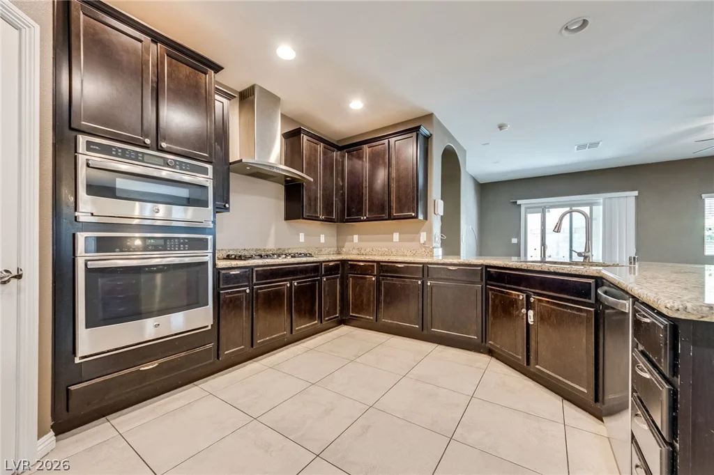 8113 Crushed Velvet, Las Vegas, NV 89166