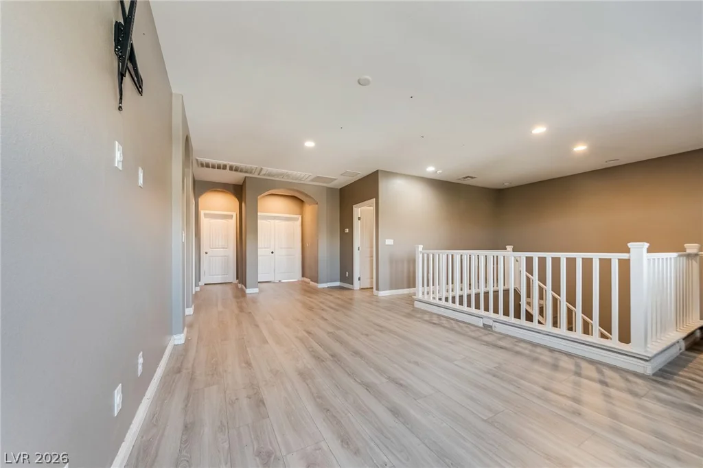 8113 Crushed Velvet, Las Vegas, NV 89166