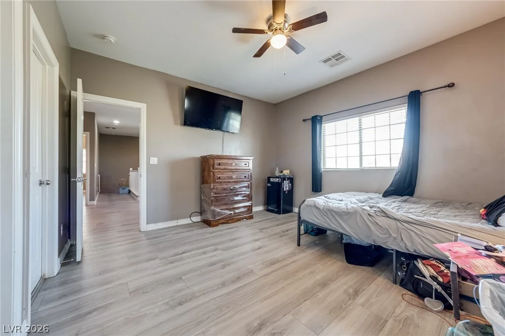 8113 Crushed Velvet, Las Vegas, NV 89166