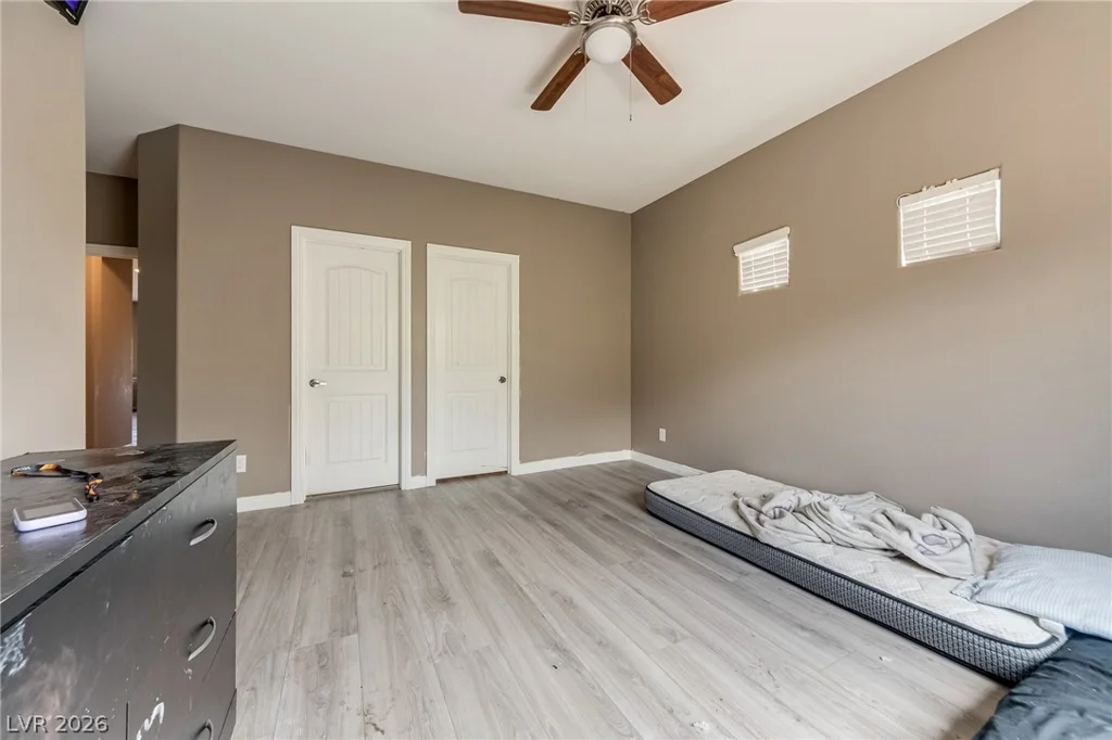 8113 Crushed Velvet, Las Vegas, NV 89166