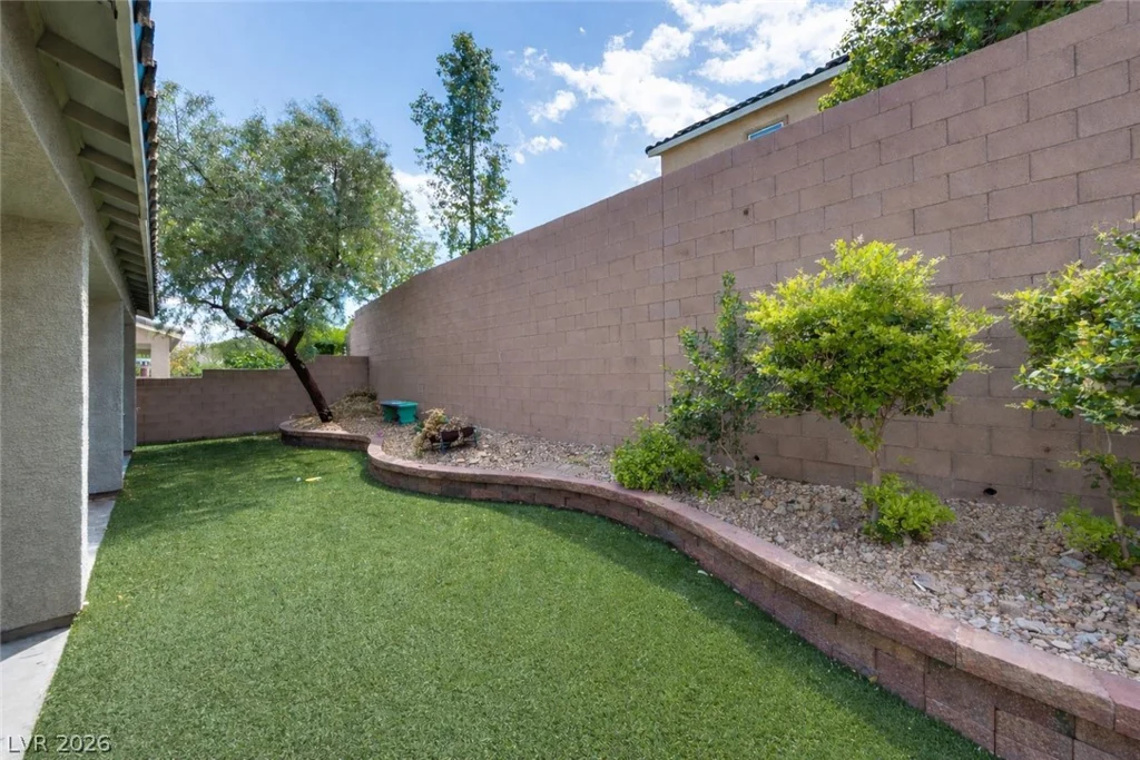 8113 Crushed Velvet, Las Vegas, NV 89166