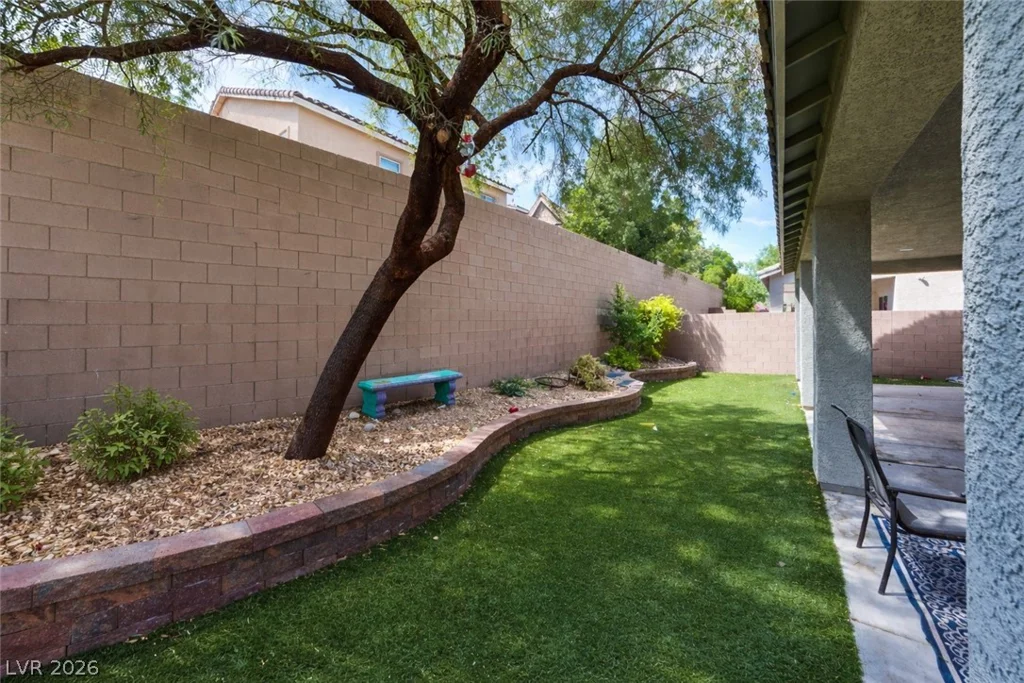 8113 Crushed Velvet, Las Vegas, NV 89166