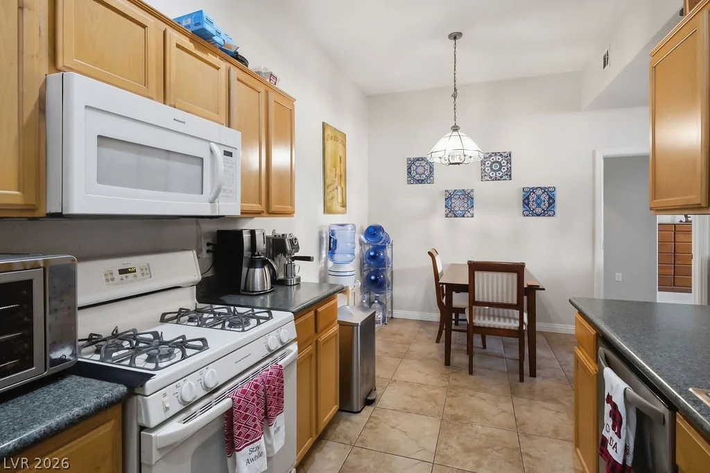 3325 Cactus Shadow, Las Vegas, NV 89129