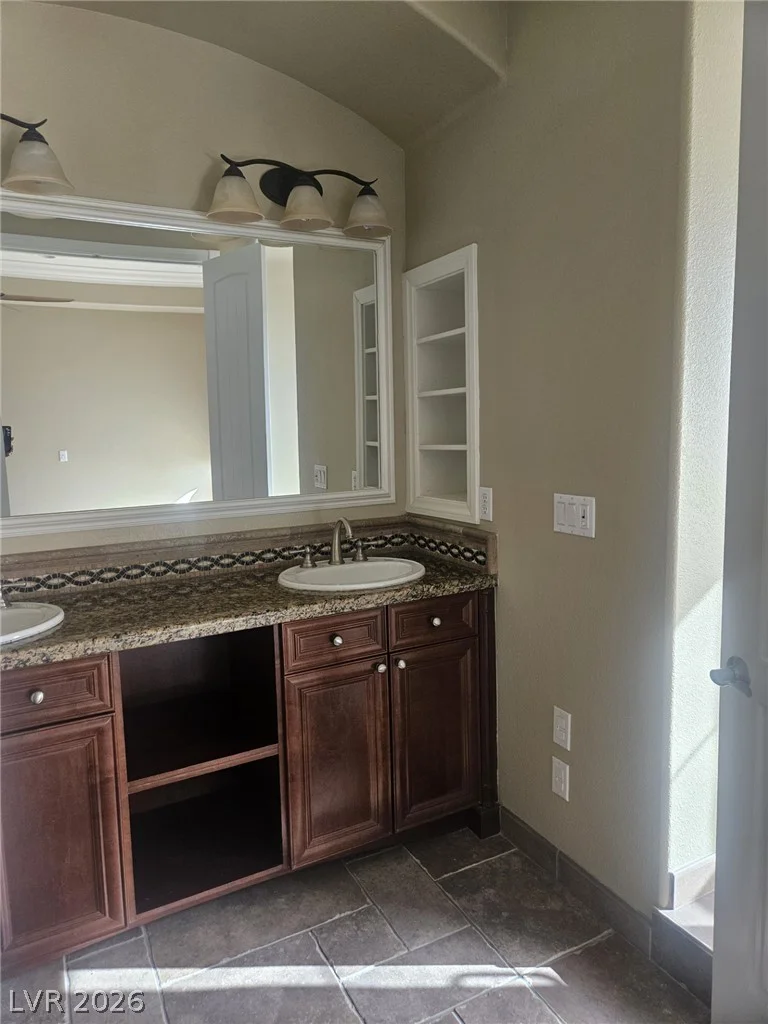 32 Via Vasari, Henderson, NV 89011