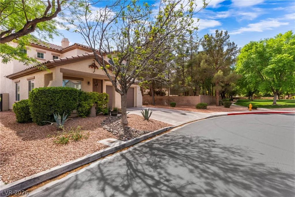 5139 Opal Crest, Las Vegas, NV 89131