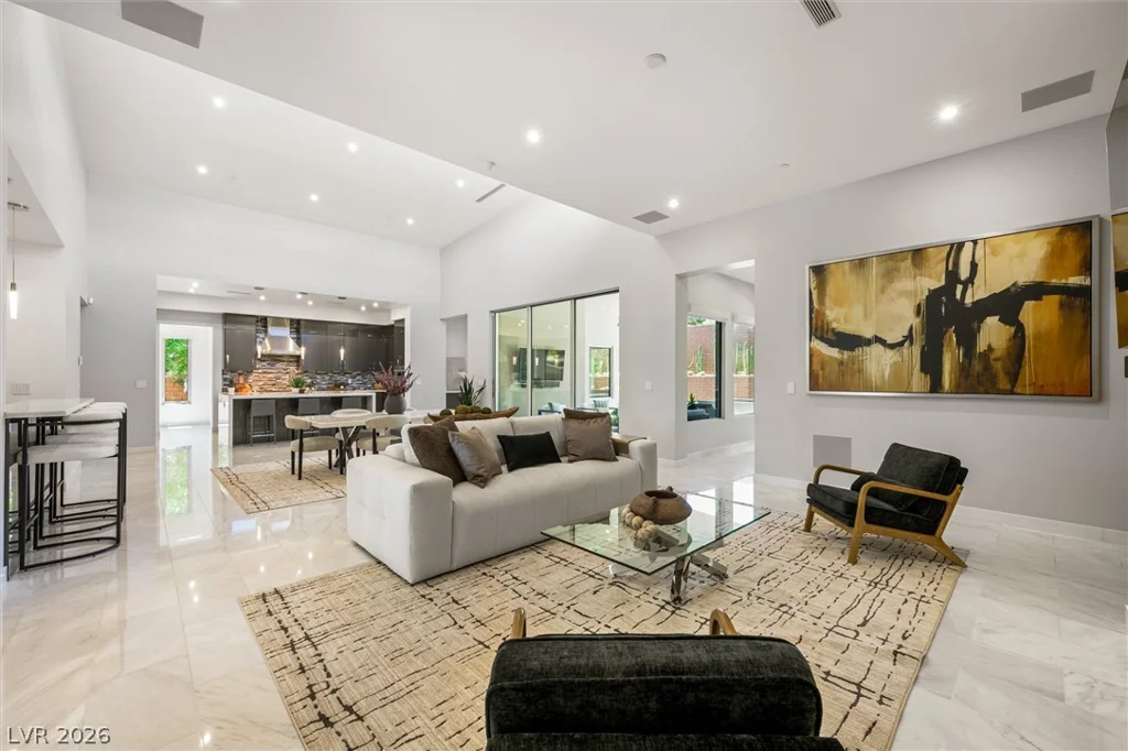 11 Hawkeye, Las Vegas, NV 89135
