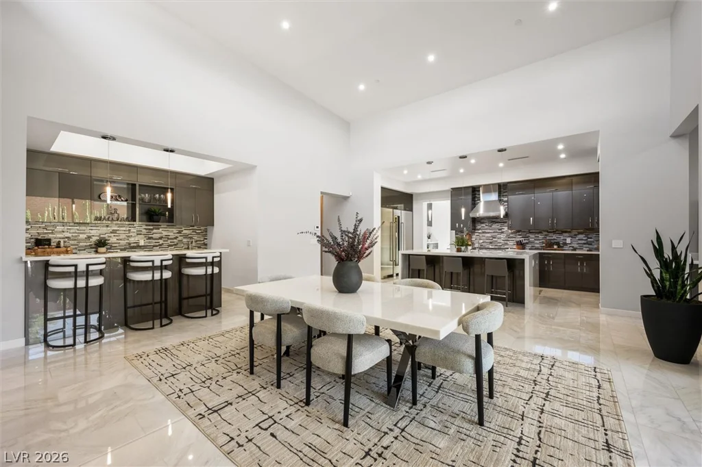 11 Hawkeye, Las Vegas, NV 89135